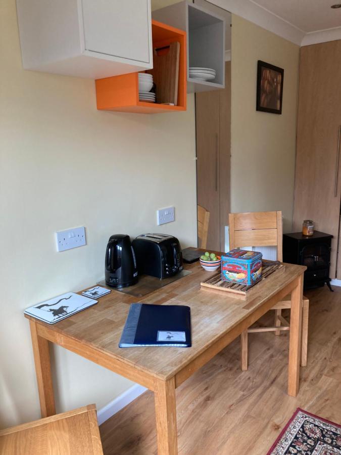 Отель The Buttery Brundall Экстерьер фото